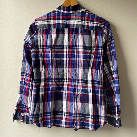 Tommy Hilfiger lightweight plaid button down - Picture 3 of 5